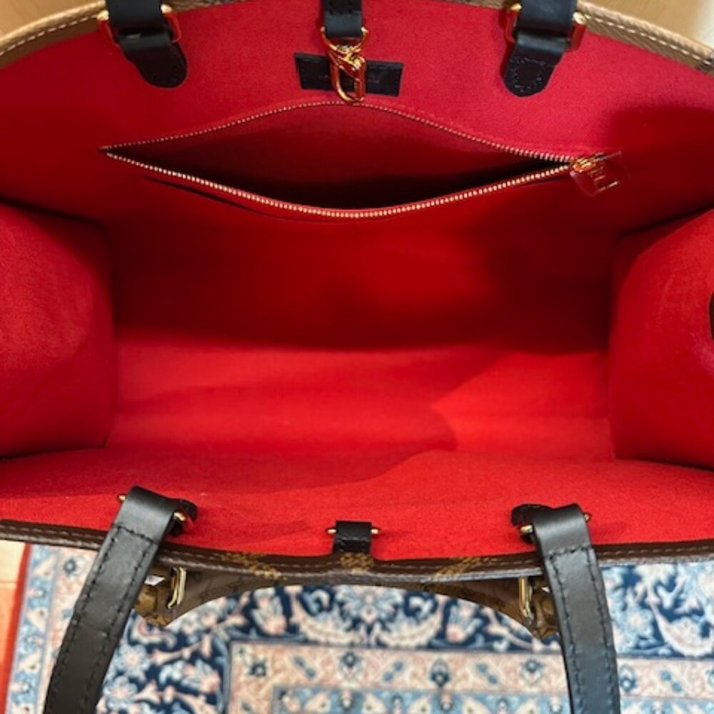Louis Vuitton Monogram OnThe Go MM - Picture 11 of 13
